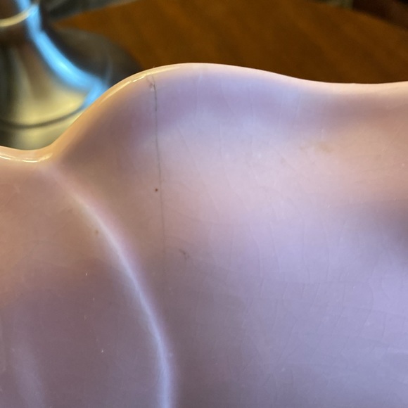 VINTAGE pink floral ceramic serving dish with brass ring handle. Made in USA. - Picture 9 of 11